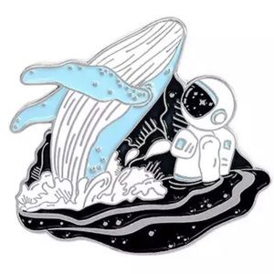 New Astronaut Space Fantasy Whale sea pin COOL